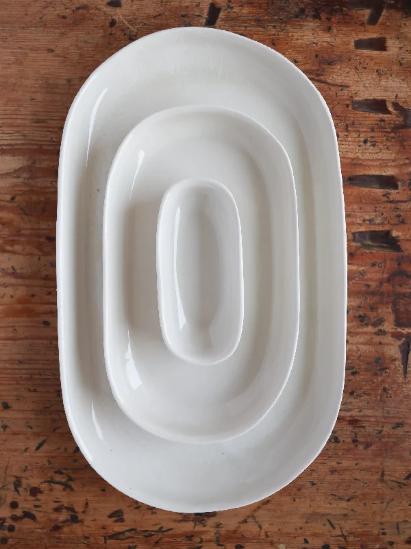 Handmade Oval plate in 'Frost White'