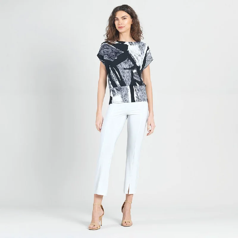 Clara Sunwoo : Dolman Short Sleeve Top in Geo Sketch - Assorted by size