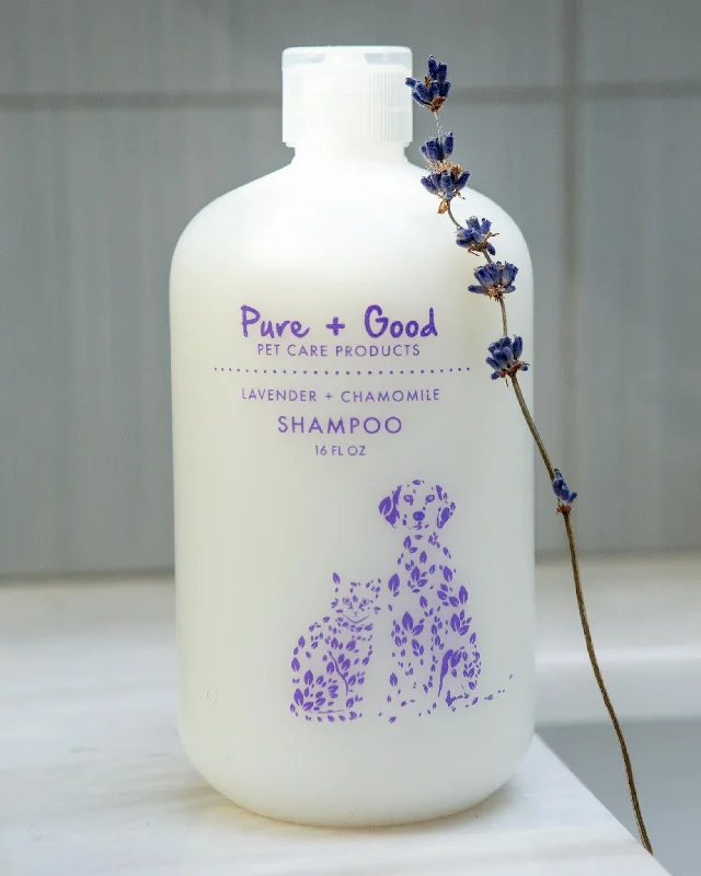 Purifying Shampoo for Dogs & Cats in Lavender & Chamomile